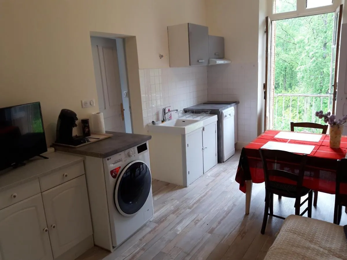 Suite avec vue panoramique sur la Truyère Entraygues-sur-Truyère France