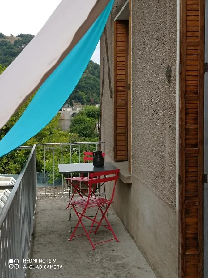 Suite avec vue panoramique sur la Truyère Entraygues-sur-Truyère